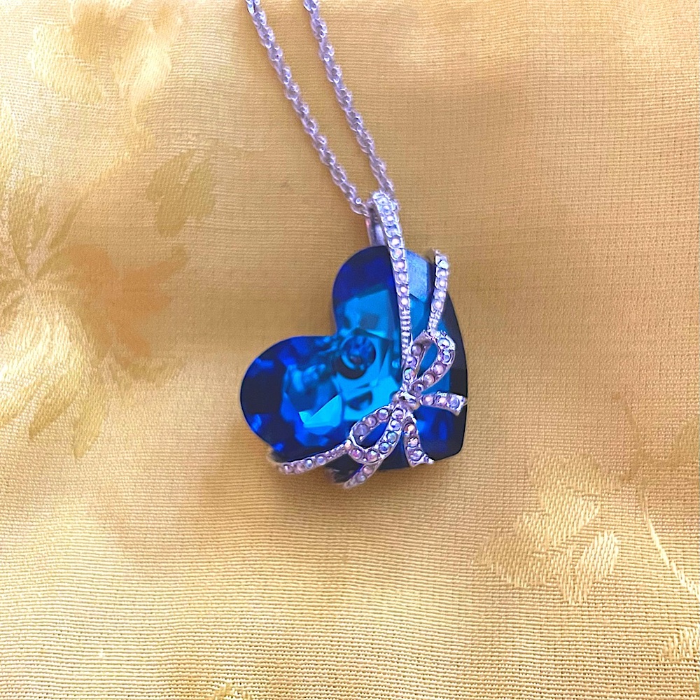 A fun brilliant blue heart necklace